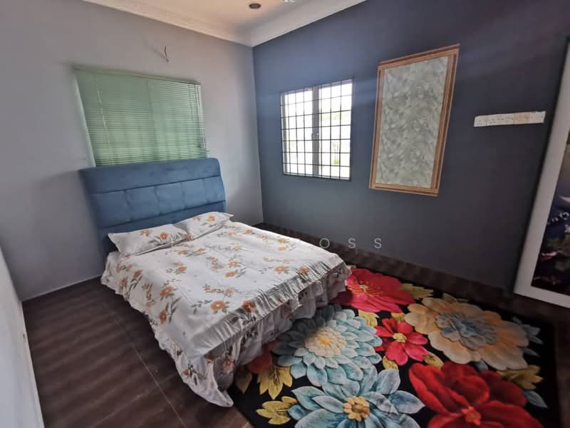 Terraced House for Sale in Bandar Country Homes (Rawang) - Luke Ross - Bedroom - PropertyGuru.com.my