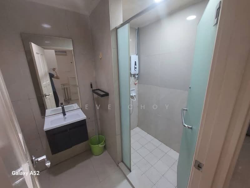 Service Residence for Sale at Parkview Service Apartment - Veve Choy - Bathroom - PropertyGuru.com.my