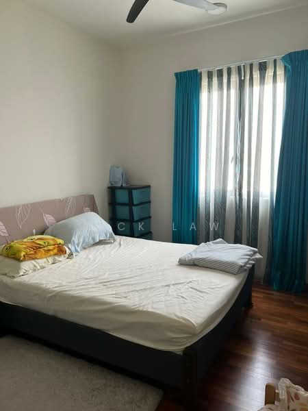 Servis Apartment untuk Dijual di The Tamarind - Jack Law - Bedroom - PropertyGuru.com.my