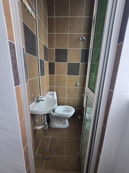 Condominium for Rent at KSL D'Esplanade Residence - Fifi Yong - Bathroom - PropertyGuru.com.my