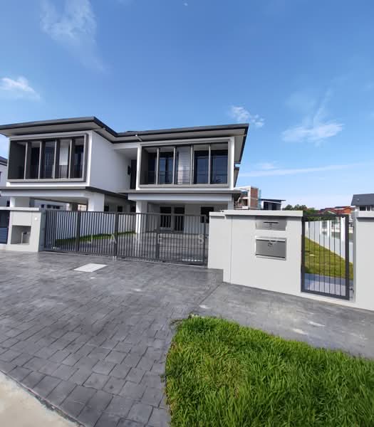 Semi-Detached House for Sale in Bukit Jalil Golf (Bukit Jalil) - Jane Shoo - PropertyGuru.com.my
