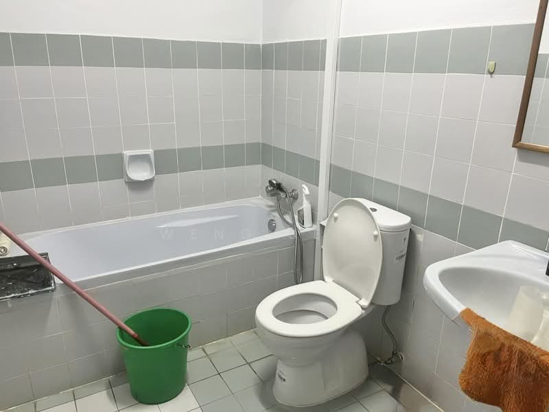 Pangsapuri untuk Disewa di MBF Tower - Weng Sern - Bathroom - PropertyGuru.com.my