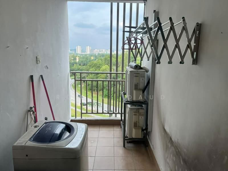 Condominium for Rent at Shaftsbury Residence - Rohani Daud - Balcony - PropertyGuru.com.my