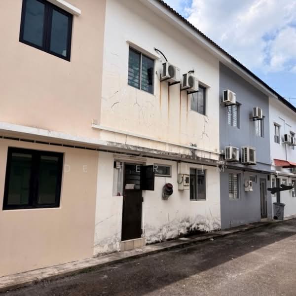 2-storey Terraced House for Sale in Johor Bahru (Johor) - Dexter Lim - Exterior - PropertyGuru.com.my