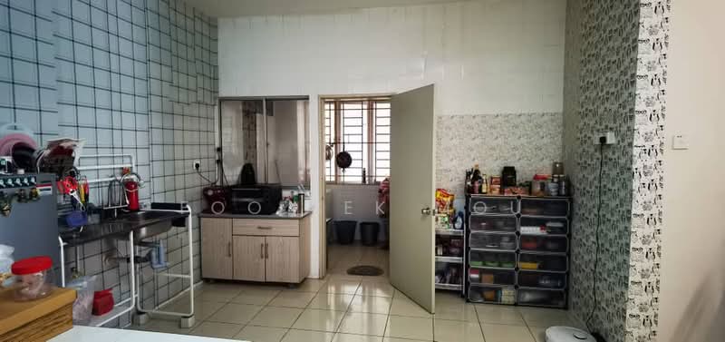 Condominium for Sale at Platinum Hill PV 8 - Foo Sek Mou - Kitchen - PropertyGuru.com.my