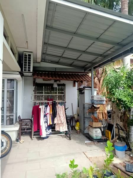 Rumah Kluster untuk Dijual di Bukit Mahkota (Bangi) - Daniel Yong - Exterior - PropertyGuru.com.my