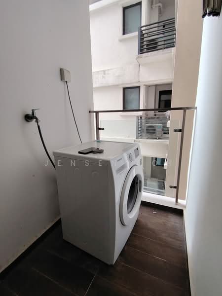 Condominium for Rent at Amberside @ Country Garden Danga Bay - Jensen Goh - Balcony - PropertyGuru.com.my
