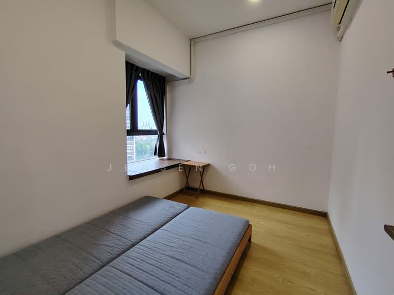 Condominium for Rent at Amberside @ Country Garden Danga Bay - Jensen Goh - Bedroom - PropertyGuru.com.my