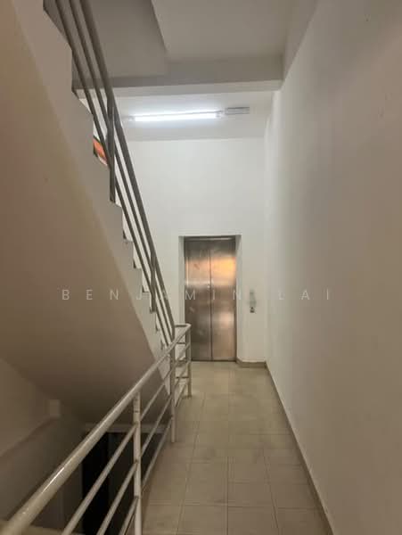 Kedai untuk Dijual di Bangi (Selangor) - Benjamin Lai - Corridor - PropertyGuru.com.my