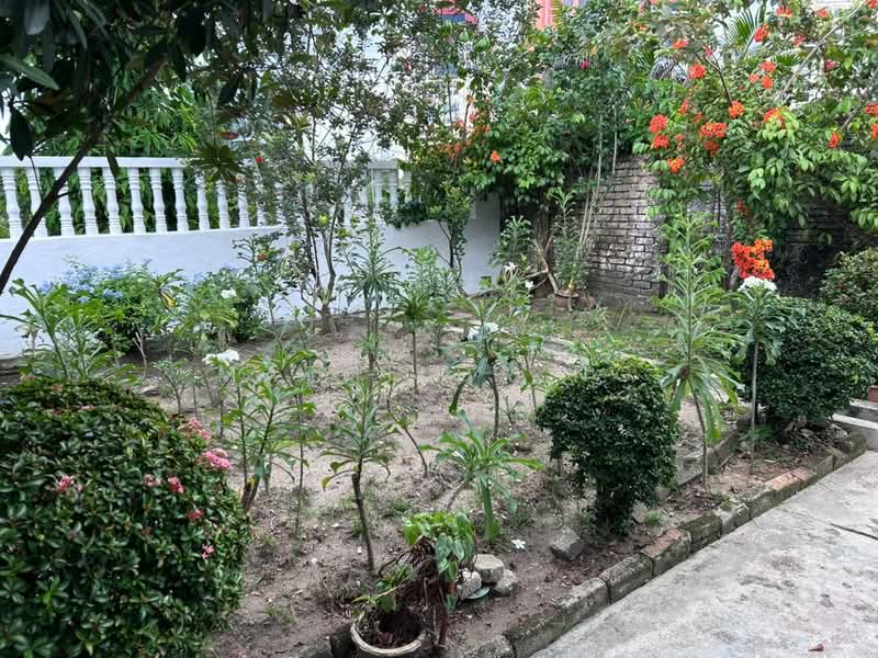 Rumah Banglo untuk Dijual di Petaling Jaya (Selangor) - Mathilda Ng - Garden - PropertyGuru.com.my