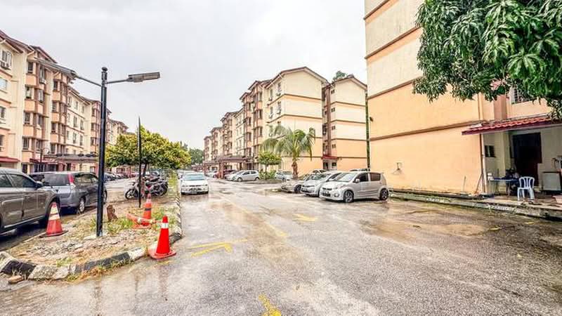 Pangsapuri untuk Dijual di Nilai 3 - Horace Cheah - Exterior - PropertyGuru.com.my