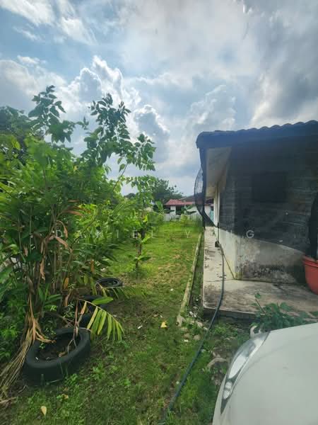 Rumah Teres 1 Tingkat untuk Dijual di Taman Bukit Dahlia (Pasir Gudang) - Daniel Yong - Exterior - PropertyGuru.com.my