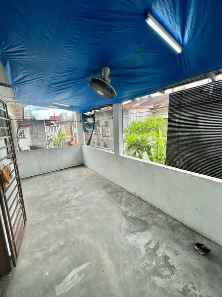 Rumah Teres 2 Tingkat untuk Dijual di TAMAN PUCHONG UTAMA (Puchong) - Adibah Salim - Balcony - PropertyGuru.com.my