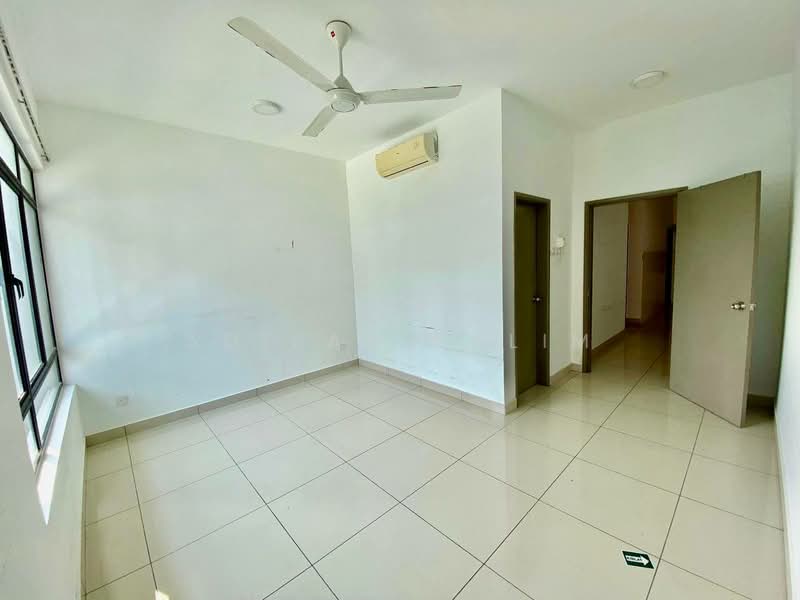 Kondominium untuk Dijual di Ameera Residence - Adibah Salim - Living Room - PropertyGuru.com.my