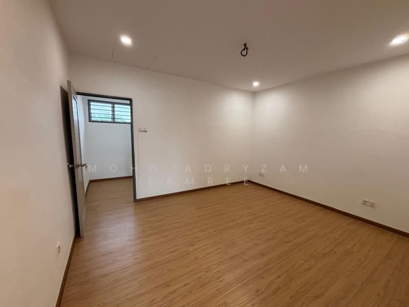 2.5-storey Terraced House for Sale in Taman Chi Liung (Klang) - Mohd Adryzam - PropertyGuru.com.my