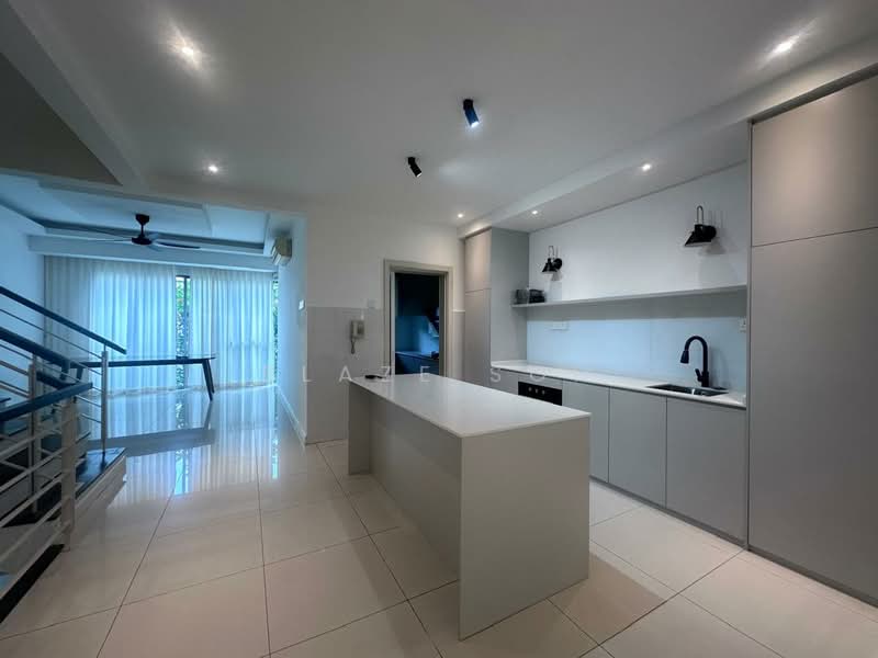3-storey Terraced House for Rent in Desa Parkcity (Kuala Lumpur) - Blaze Soh - Kitchen - PropertyGuru.com.my