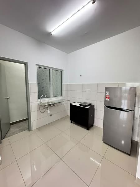 Kondominium untuk Disewa di Seri Serindit Residence - Nick Yaw - Kitchen - PropertyGuru.com.my
