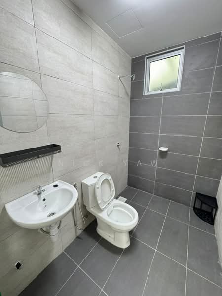 Kondominium untuk Disewa di Seri Serindit Residence - Nick Yaw - Bathroom - PropertyGuru.com.my