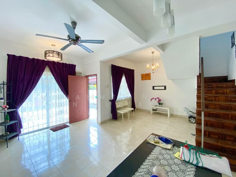 2-storey Terraced House for Sale in Bandar Tasik Kesuma (Beranang) - Muhammed Nazri bin Mustapha - Living Room - PropertyGuru.com.my