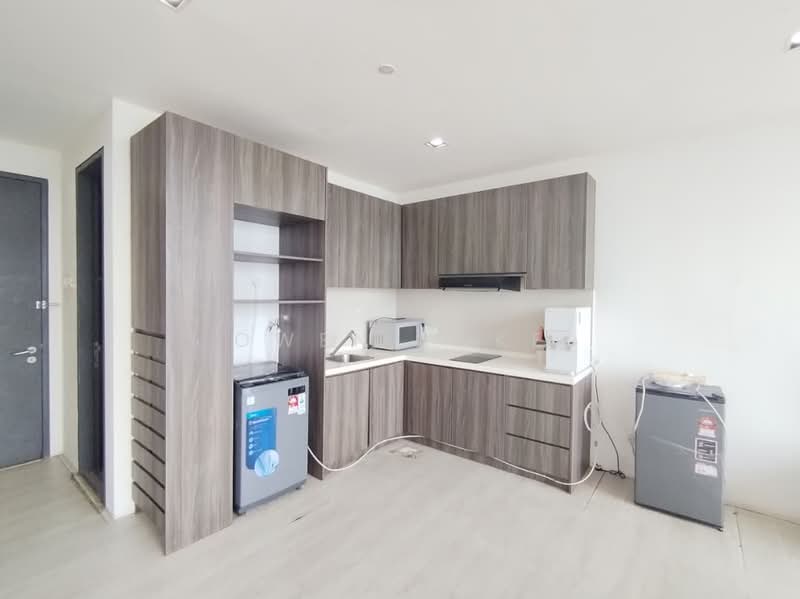Service Residence for Rent at The Square @ One City - Owen Loke - Kitchen - PropertyGuru.com.my