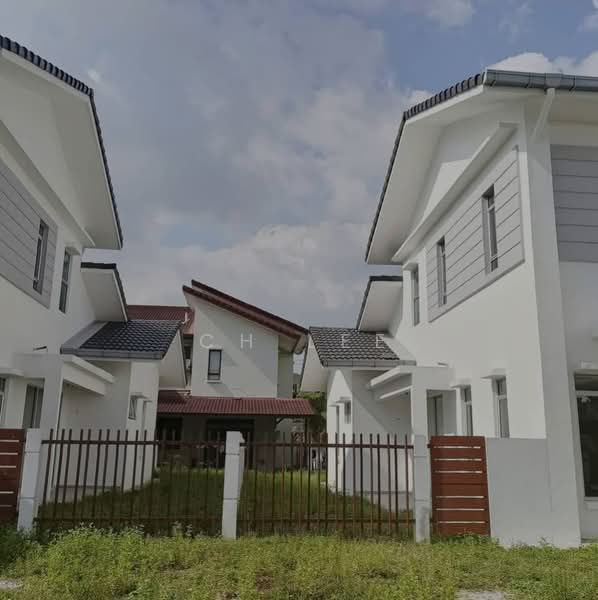 Rumah Berkembar untuk Dijual di Glenmarie Cove (Klang) - CH LEE - Exterior - PropertyGuru.com.my