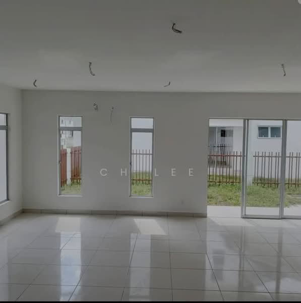 Rumah Berkembar untuk Dijual di Glenmarie Cove (Klang) - CH LEE - Living Room - PropertyGuru.com.my