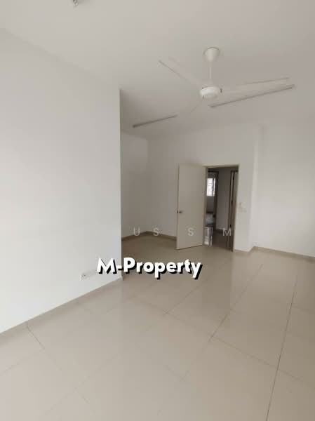 Rumah Teres 2 Tingkat untuk Disewa di Bandar Rimbayu (Telok Panglima Garang) - Venus Sim - Living Room - PropertyGuru.com.my