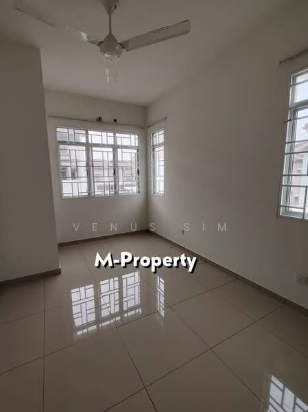 Rumah Teres 2 Tingkat untuk Disewa di Bandar Rimbayu (Telok Panglima Garang) - Venus Sim - Interior - PropertyGuru.com.my