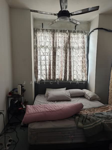 Pangsapuri untuk Dijual di Ukay Perdana - Janice Yap - Bedroom - PropertyGuru.com.my
