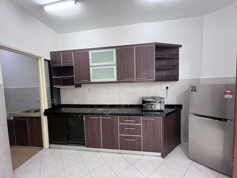 Condominium for Rent at Casa Tropicana - Desmond Tang - Kitchen - PropertyGuru.com.my