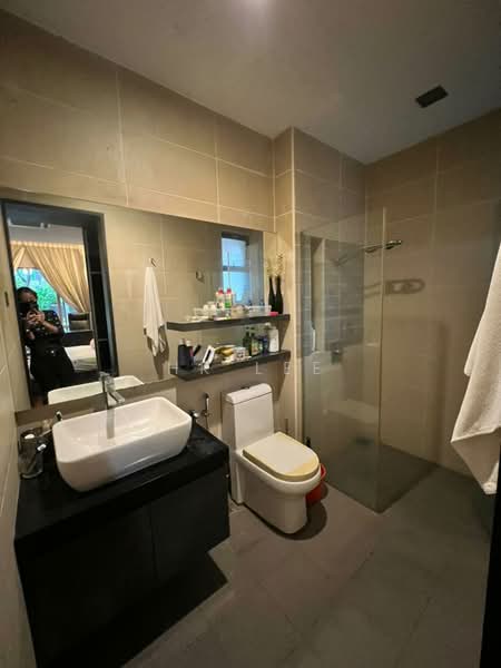 Vila Berkembar untuk Dijual di Kota Kemuning (Shah Alam) - HK Lee - Bathroom - PropertyGuru.com.my