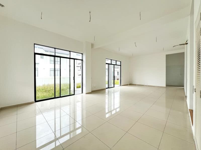 Rumah Banglo untuk Dijual di Kuala Selangor (Selangor) - Adibah Salim - Living Room - PropertyGuru.com.my