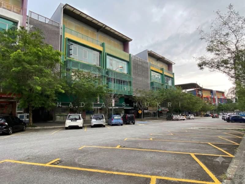 Shop / Office for Rent in Bukit Jelutong (Shah Alam) - Nadia Shukri - Exterior - PropertyGuru.com.my