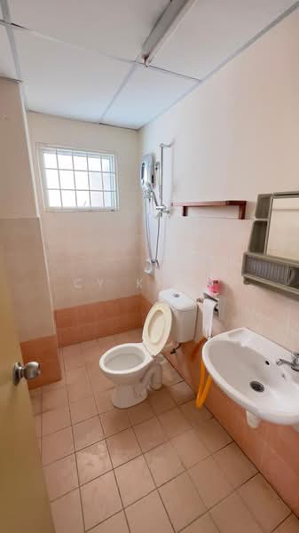 Condominium for Rent at Sri Pandan - CY Khoo - Bathroom - PropertyGuru.com.my