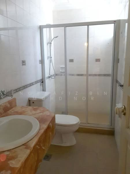 Kondominium untuk Disewa di Corinthian Condominium - Norhafiz Bin Mohd Nor - Bathroom - PropertyGuru.com.my