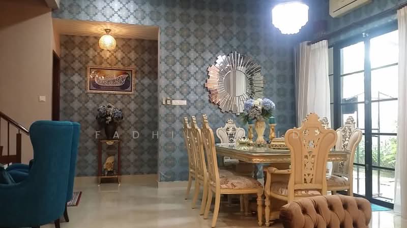Rumah Berkembar untuk Dijual di Bukit Jelutong (Shah Alam) - Fadhil Majid - Dining Room - PropertyGuru.com.my