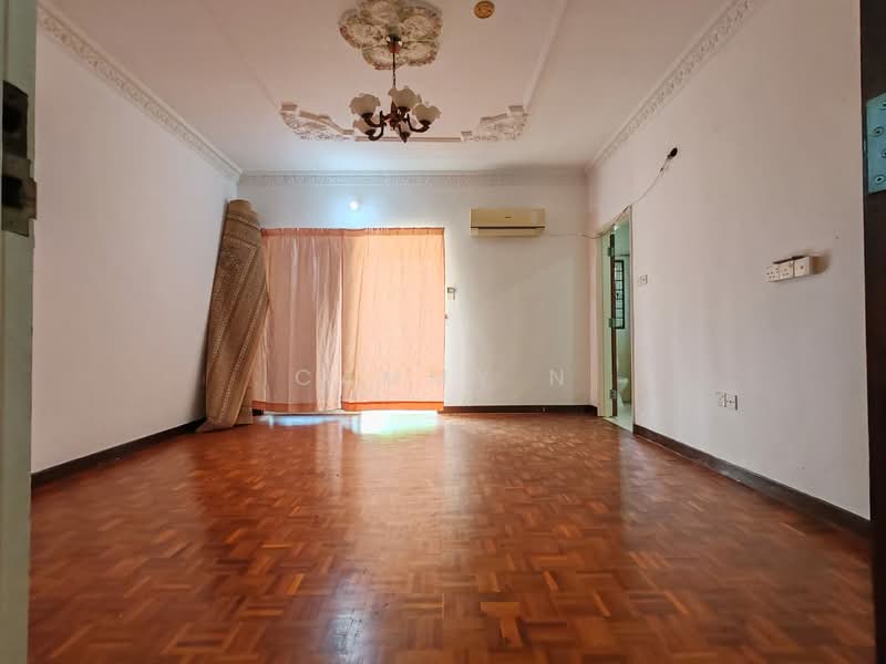 Rumah Teres 3 Tingkat untuk Dijual di Taman Tasik Indah Mewah (Batu) - Cammy N - Living Room - PropertyGuru.com.my