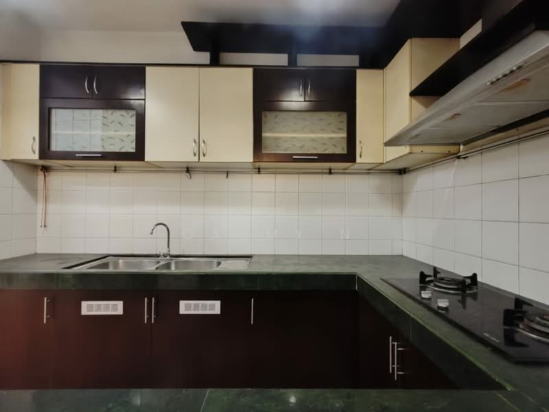 Rumah Teres 3 Tingkat untuk Dijual di Taman Tasik Indah Mewah (Batu) - Cammy N - Kitchen - PropertyGuru.com.my