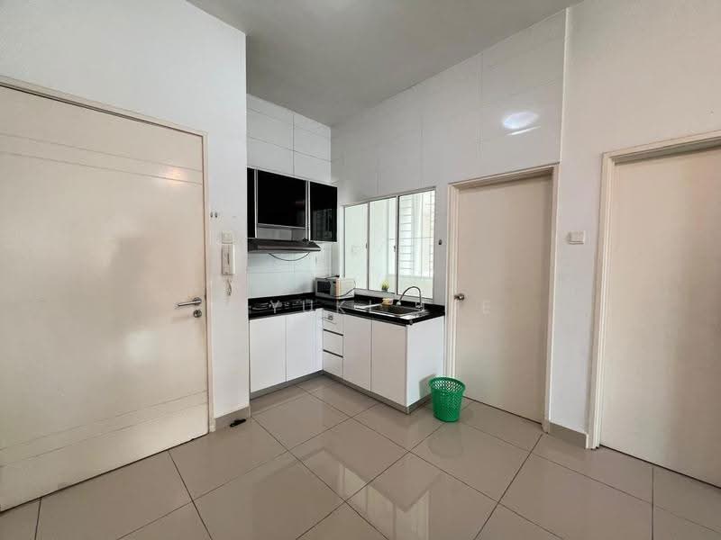 Apartment for Sale at Nusa Heights (Nusa Puncak) - Miyuki Lee - Kitchen - PropertyGuru.com.my