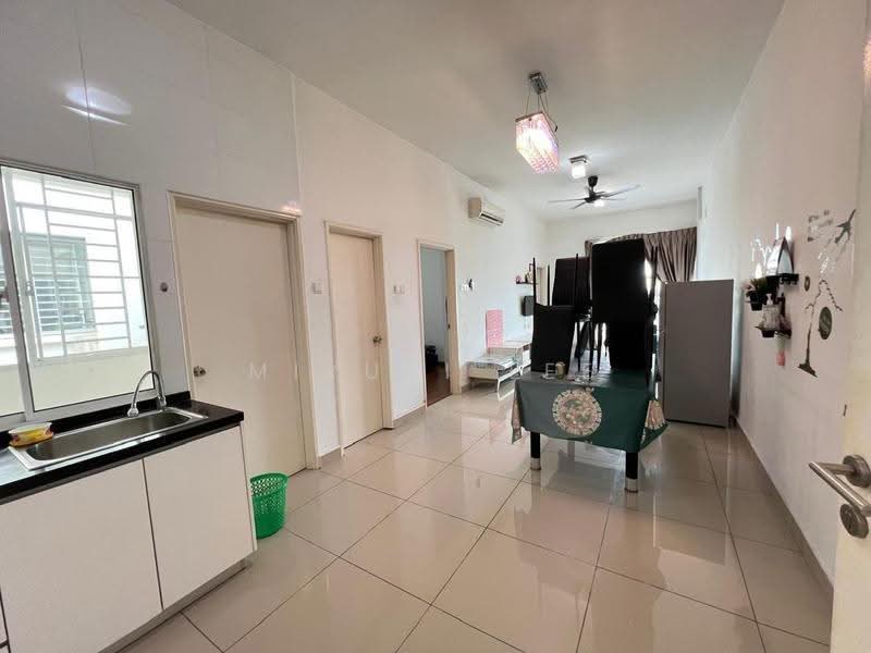 Apartment for Sale at Nusa Heights (Nusa Puncak) - Miyuki Lee - Living Room - PropertyGuru.com.my