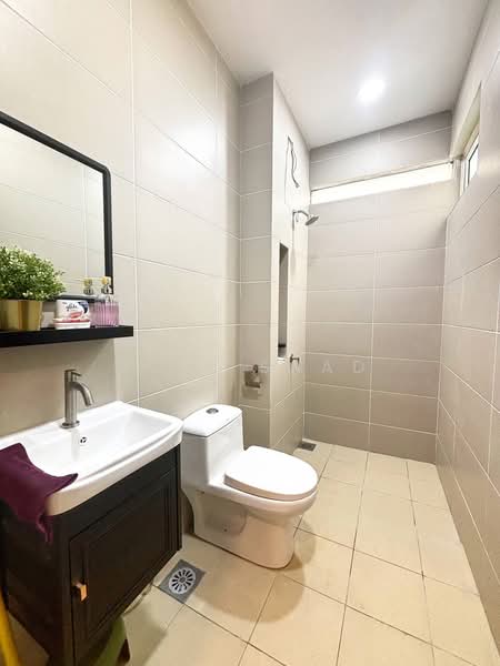 3-storey Terraced House for Sale in Bandar Rinching (Semenyih) - Alif Saad - PropertyGuru.com.my