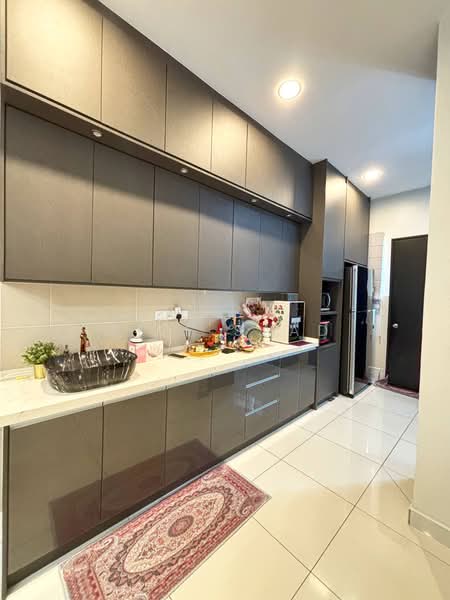 3-storey Terraced House for Sale in Bandar Rinching (Semenyih) - Alif Saad - PropertyGuru.com.my