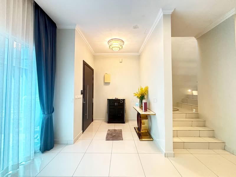 3-storey Terraced House for Sale in Bandar Rinching (Semenyih) - Alif Saad - PropertyGuru.com.my