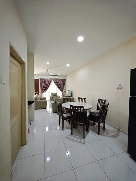 2-storey Terraced House for Sale in Taman Sri Perkasa (Ipoh) - Datuk Lee Heng - Living Room - PropertyGuru.com.my