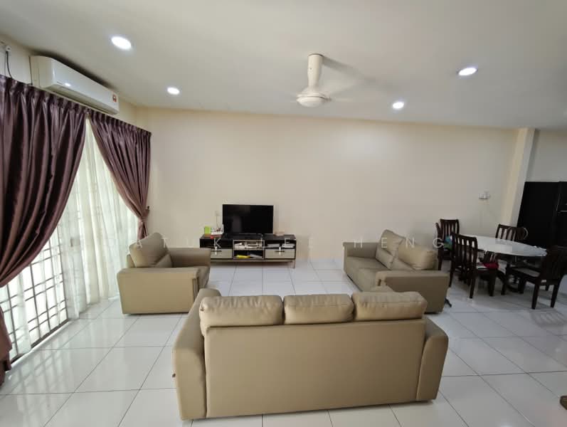2-storey Terraced House for Sale in Taman Sri Perkasa (Ipoh) - Datuk Lee Heng - Living Room - PropertyGuru.com.my