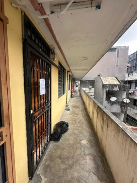 Pangsapuri untuk Dijual di Mutiara Perdana - Alex Ho - Corridor - PropertyGuru.com.my