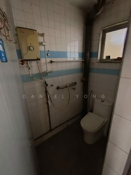 2-storey Terraced House for Sale in Kulai (Johor) - Daniel Yong - Bathroom - PropertyGuru.com.my