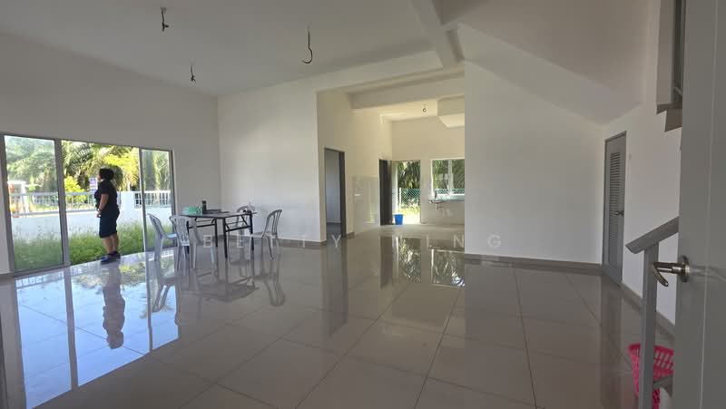 2-storey Terraced House for Sale in Kuala Selangor (Selangor) - Betty Ning - Living Room - PropertyGuru.com.my