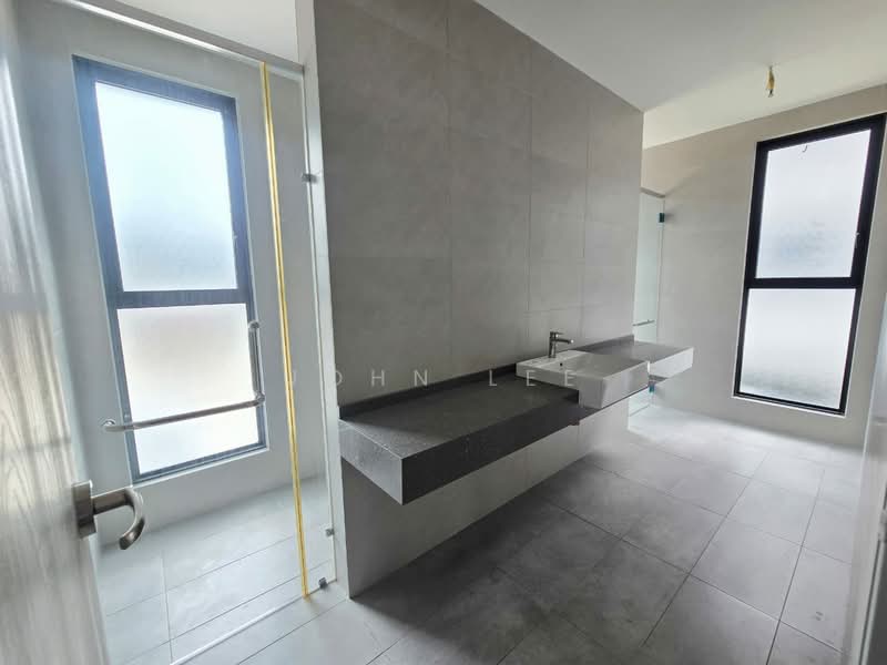 Semi-Detached House for Sale in Bandar Bukit Puchong (Puchong) - John Lee - Bathroom - PropertyGuru.com.my
