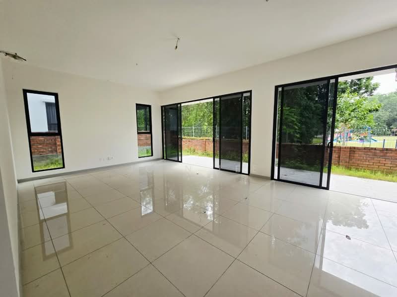 Semi-Detached House for Sale in Bandar Bukit Puchong (Puchong) - John Lee - Living Room - PropertyGuru.com.my